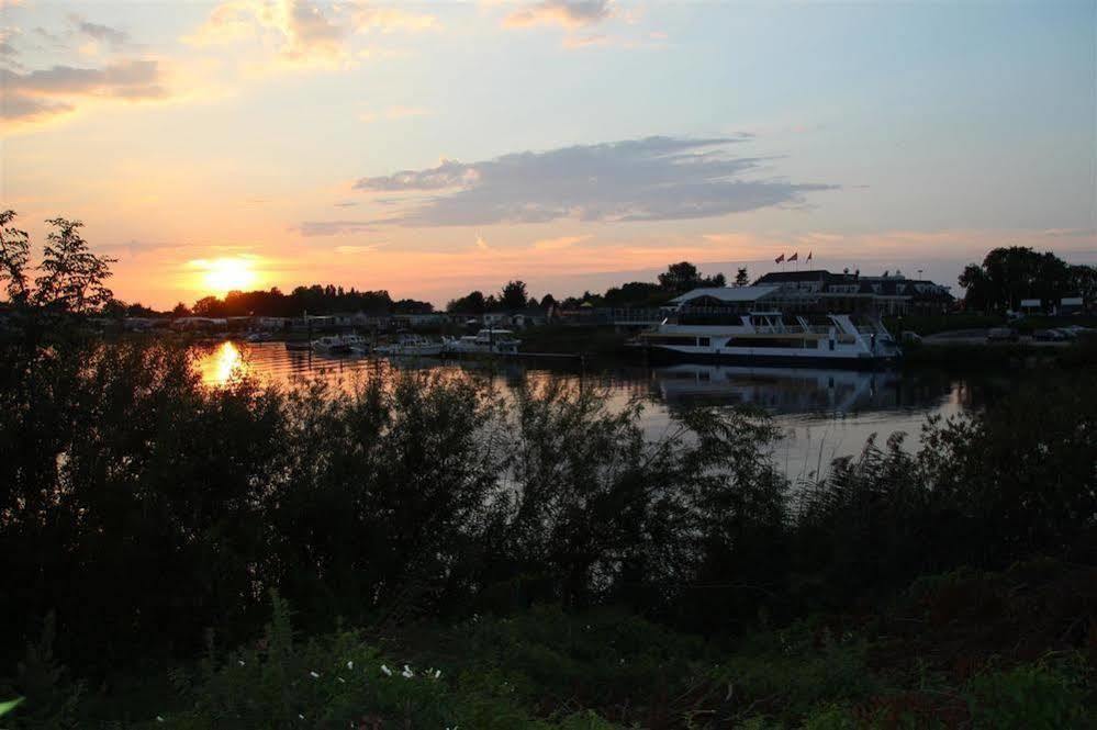 Hotel Moeke Mooren 4*